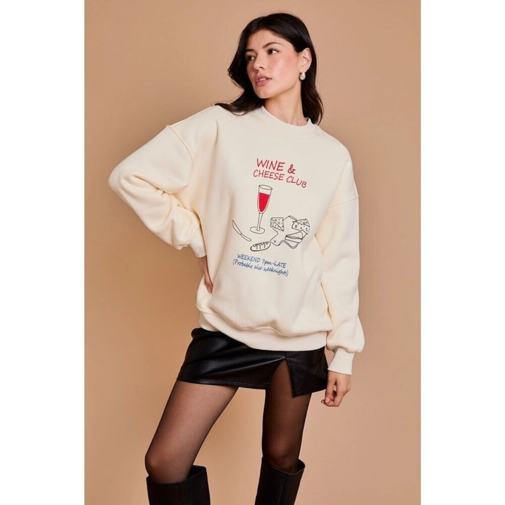 Gilli M Wine & Cheese Club Graphic Sweatshirt Cream Relaxed Fit Cozy Pullover